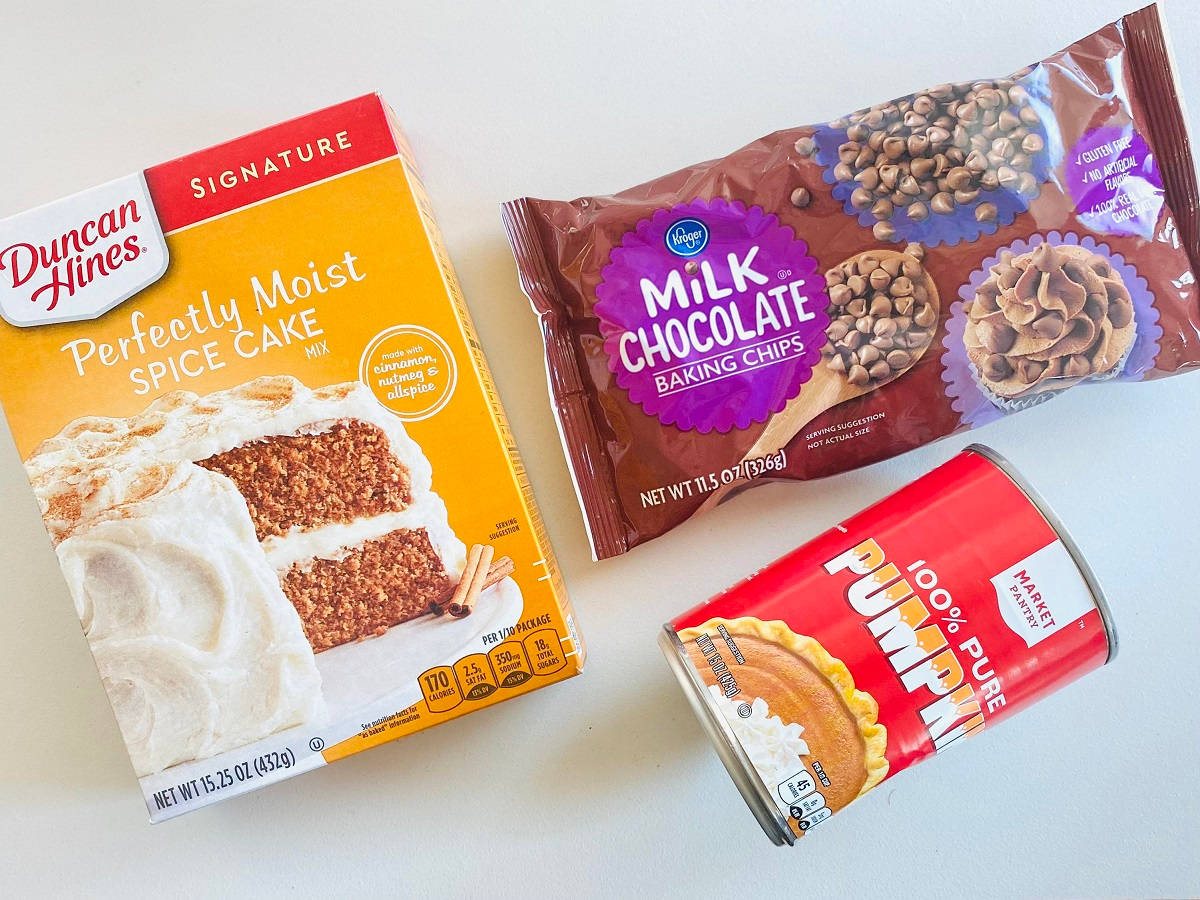 3 ingredient pumpkin muffins ingredients