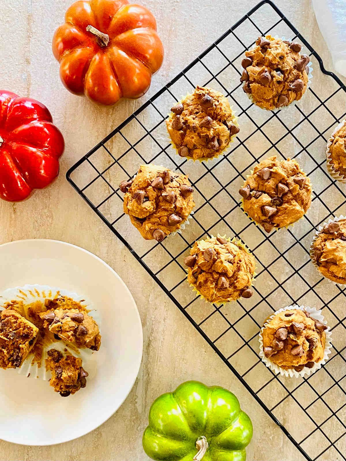 3 Ingredient Pumpkin Muffins
