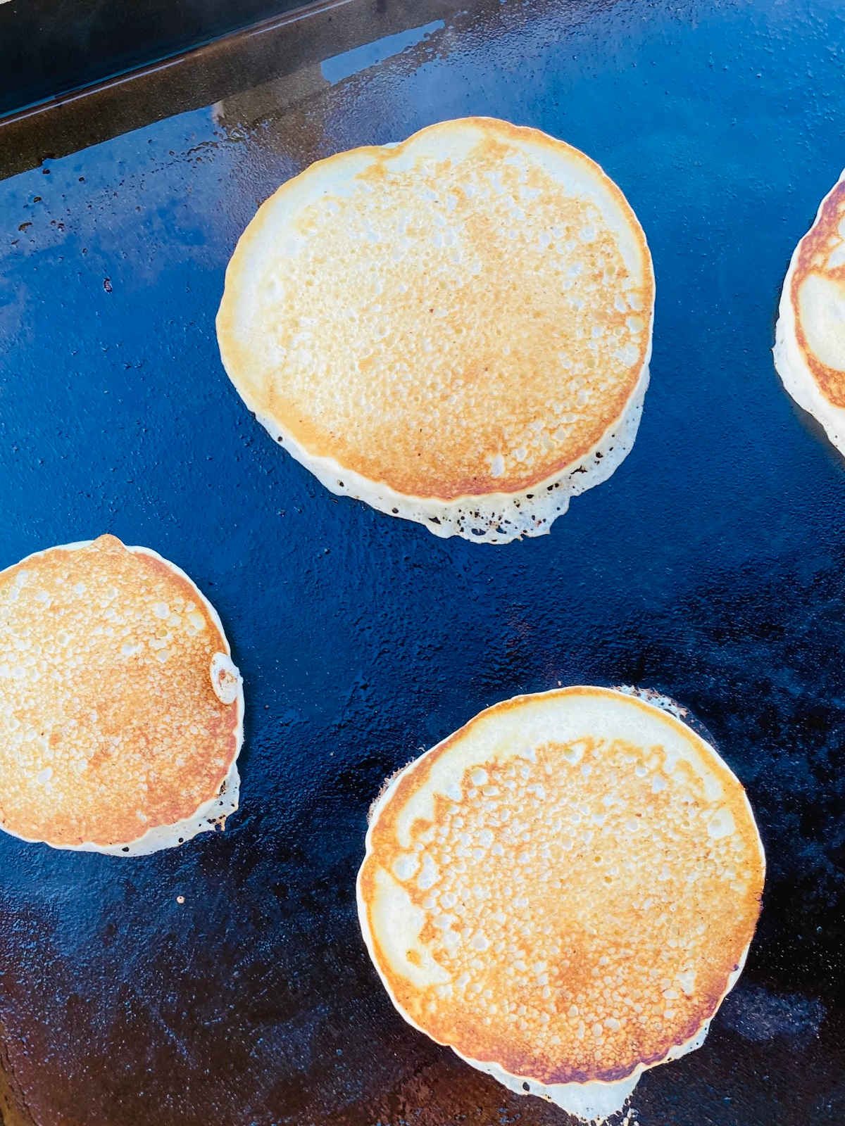 pancakes on blackstone.