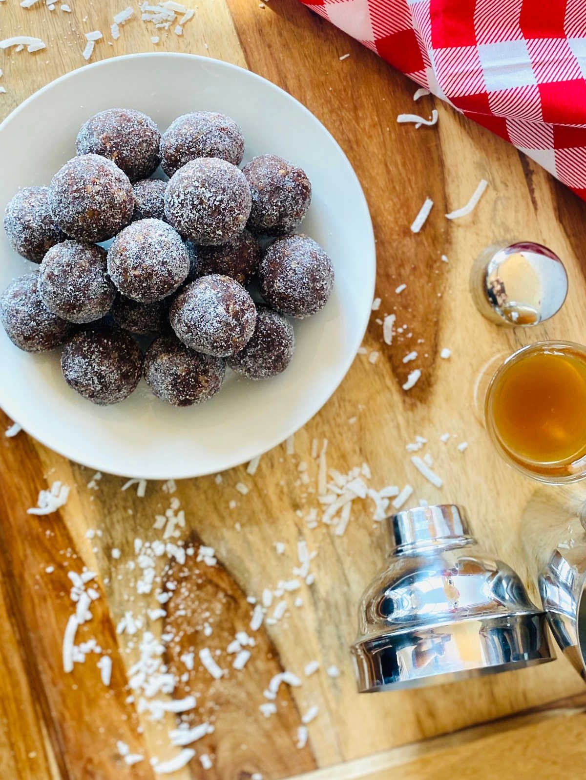 Coconut Rum Balls – No Bake Dessert
