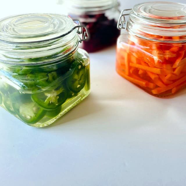 Quick-Pickled-Vegetables-beets-carrots-jalapenos-in-jars