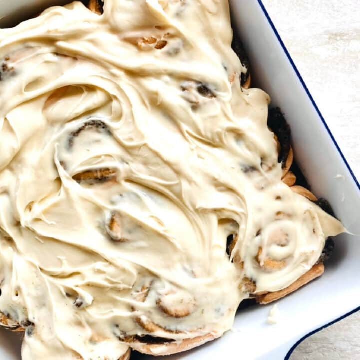 easy sourdough discard cinnamon rolls recipe.