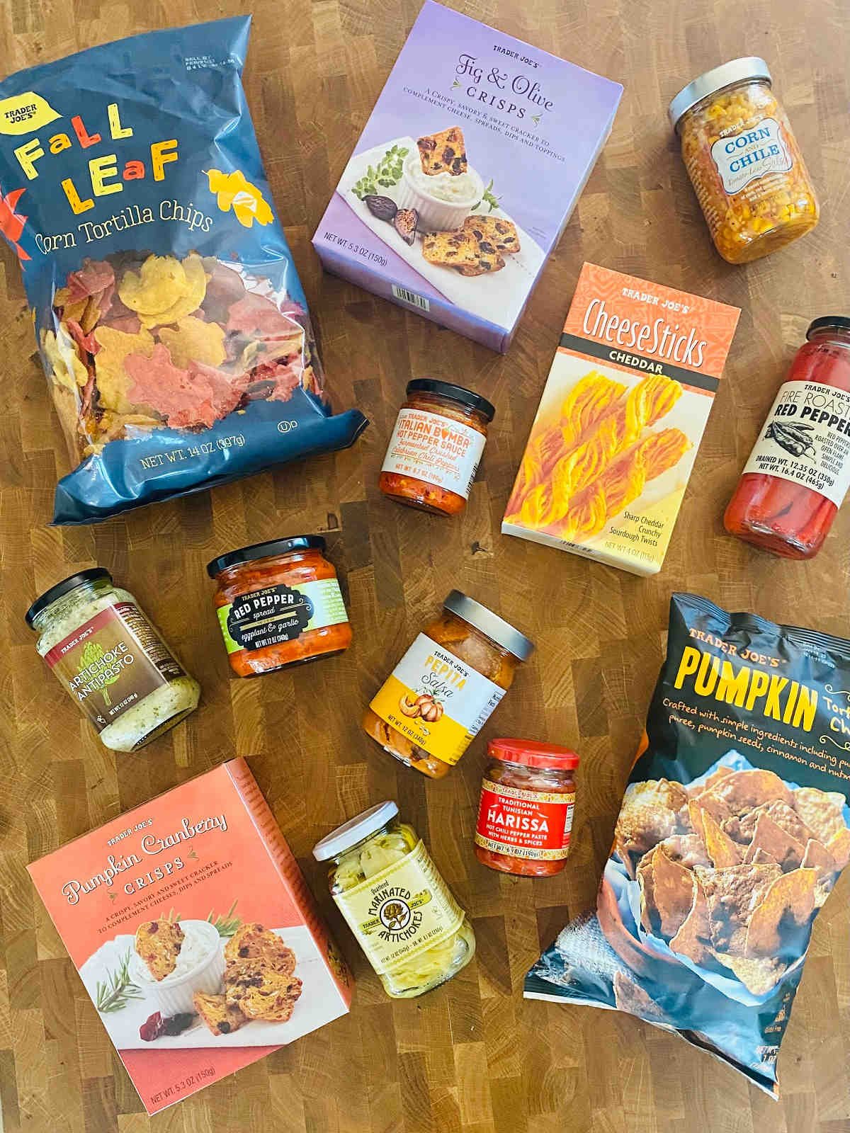 thanksgiving charcuterie board ingredients