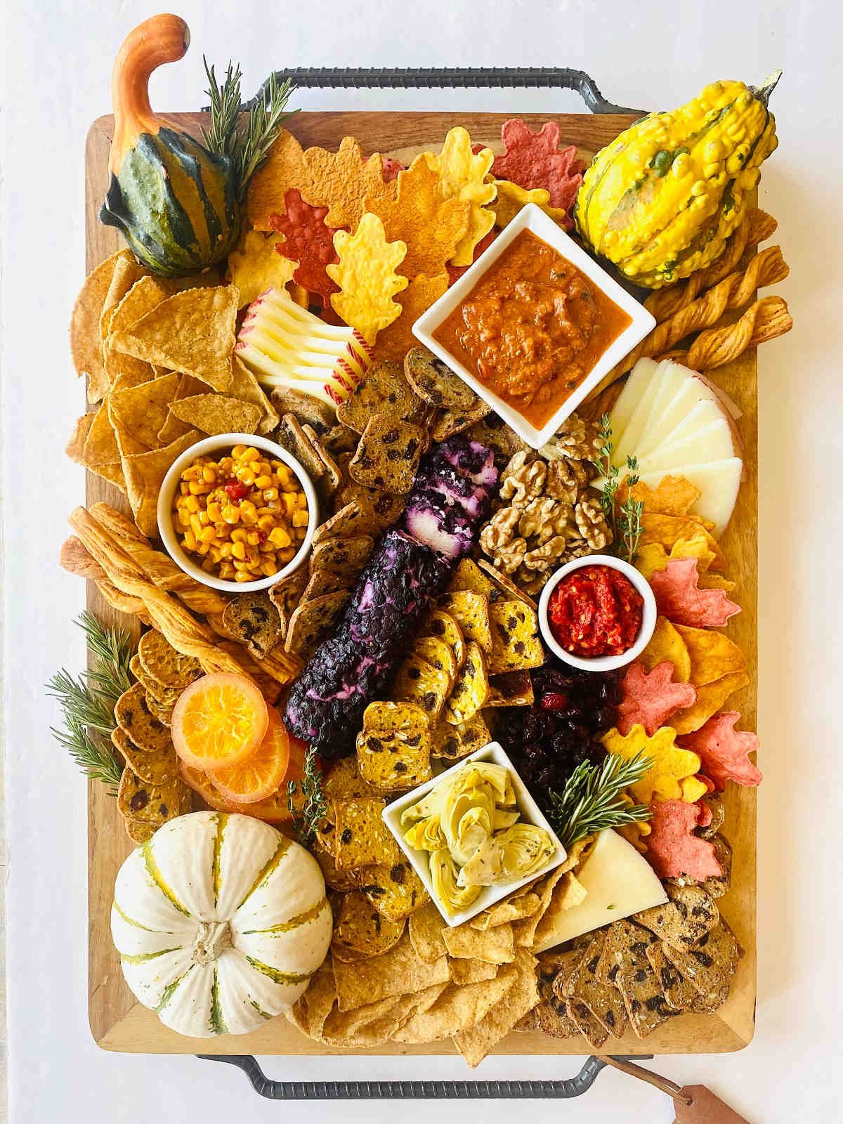 easy thanksgiving charcuterie board