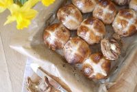 Zesty Chocolate Orange Hot Cross Buns
