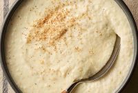 Classic Creamy Bread Sauce