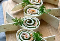 Smoked Salmon Pinwheels with Cream Cheese and Dill